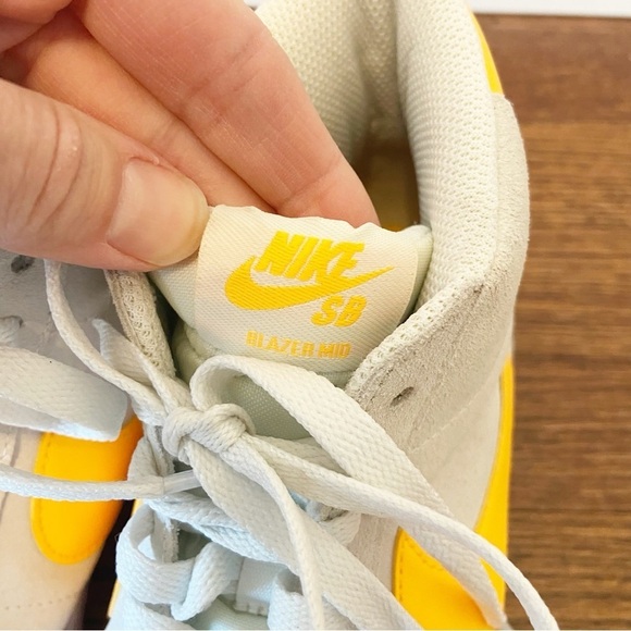 Nike | Men’s SB Blazer Mid Summit White/Laser Orange High Top Sneakers Size 8 - Picture 12 of 12